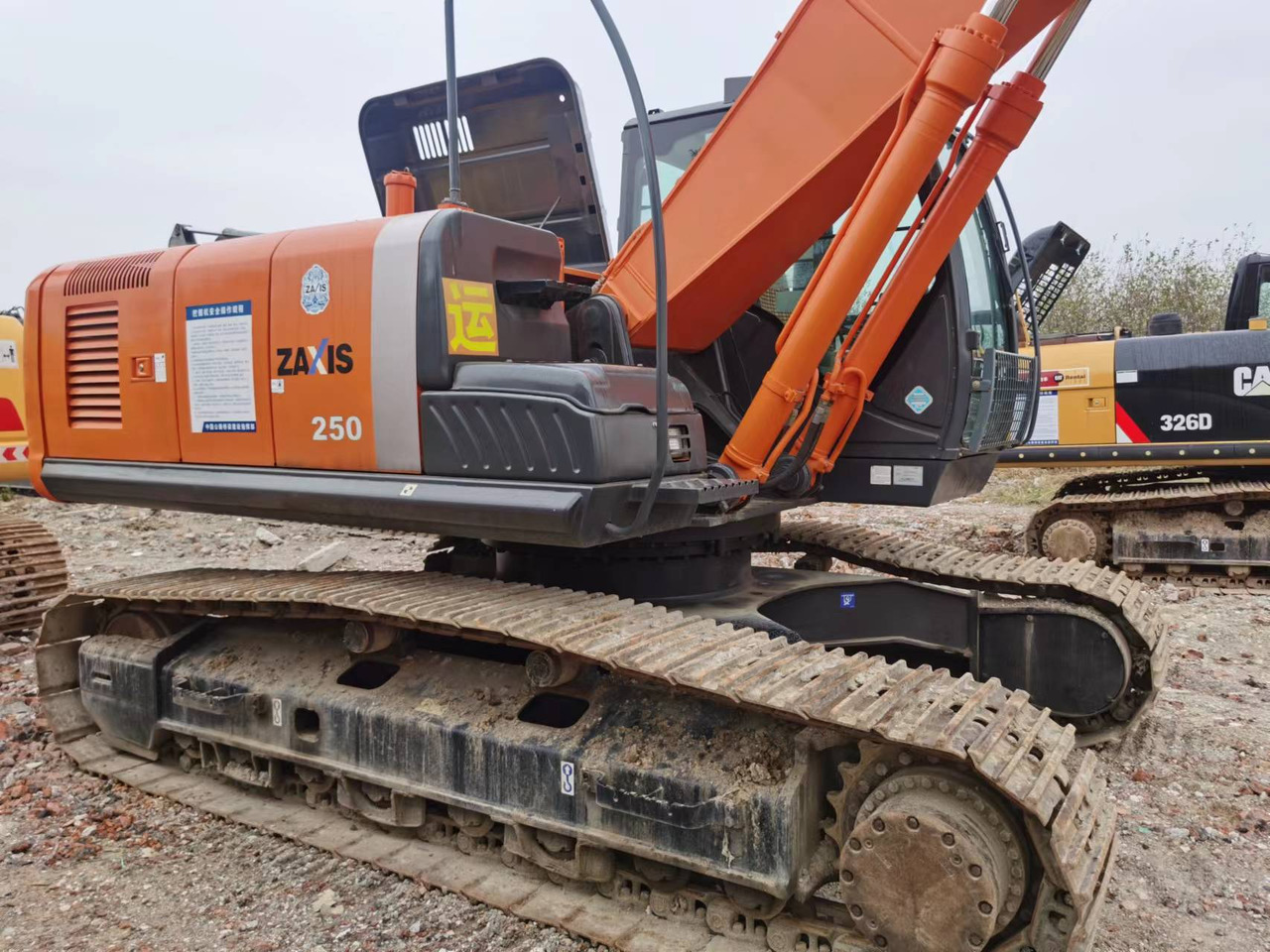 HITACHI ZX250 - Bager gusjeničar: slika HITACHI ZX250 - Bager gusjeničar HITACHI ZX250 - Bager gusjeničar: slika HITACHI ZX250 - Bager gusjeničar