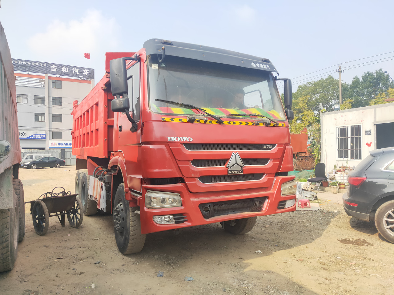 HOWO 375 Dump Truck - Kiper: slika HOWO 375 Dump Truck - Kiper HOWO 375 Dump Truck - Kiper: slika HOWO 375 Dump Truck - Kiper