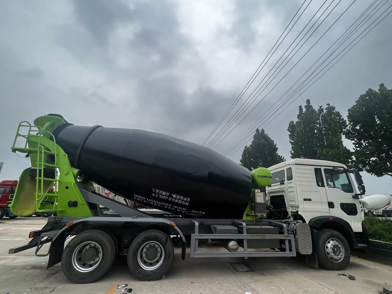 HOWO TX350 Cement Mixer Truck - Automješalica: slika HOWO TX350 Cement Mixer Truck - Automješalica HOWO TX350 Cement Mixer Truck - Automješalica: slika HOWO TX350 Cement Mixer Truck - Automješalica