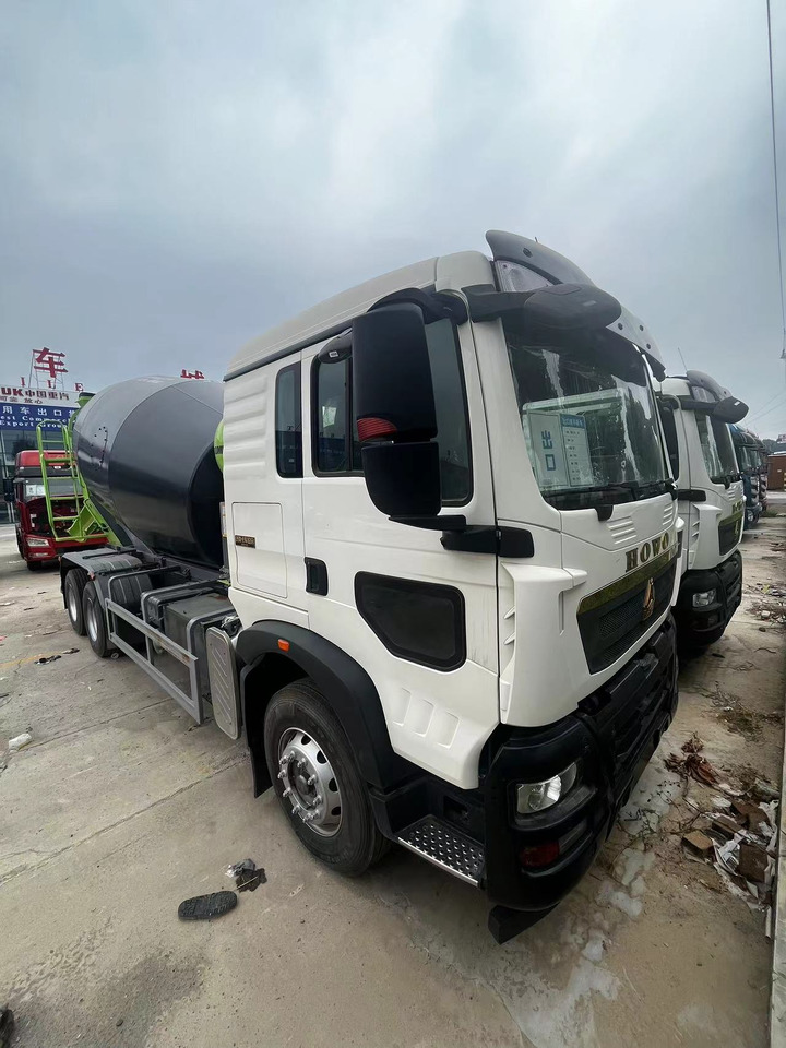 HOWO TX350 Cement Mixer Truck - Automješalica: slika HOWO TX350 Cement Mixer Truck - Automješalica HOWO TX350 Cement Mixer Truck - Automješalica: slika HOWO TX350 Cement Mixer Truck - Automješalica