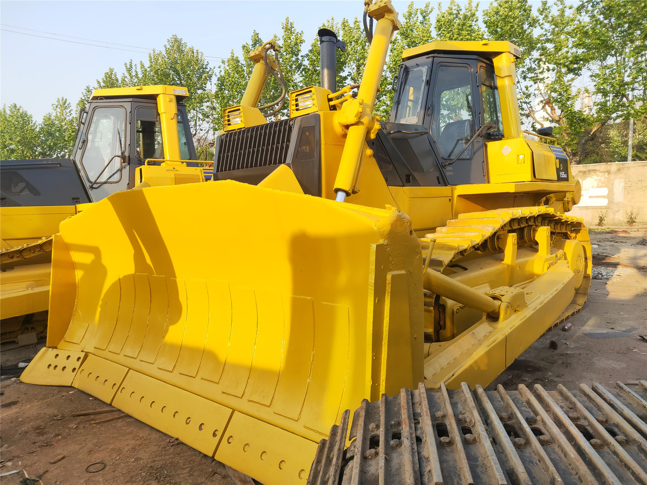 KOMATSU D155AX-5 - Buldožer: slika KOMATSU D155AX-5 - Buldožer KOMATSU D155AX-5 - Buldožer: slika KOMATSU D155AX-5 - Buldožer