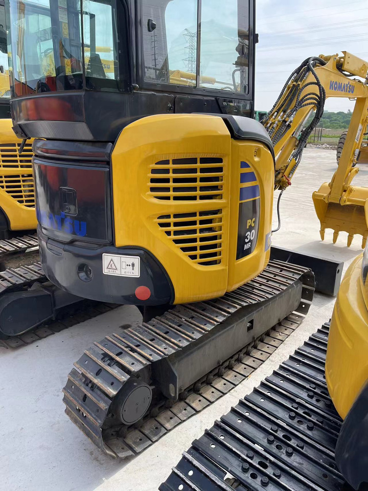 Zakup KOMATSU Mini Excavator PC30 Powerful and Efficient Yanmar Engine KOMATSU Mini Excavator PC30 Powerful and Efficient Yanmar Engine: slika Zakup KOMATSU Mini Excavator PC30 Powerful and Efficient Yanmar Engine KOMATSU Mini Excavator PC30 Powerful and Efficient Yanmar Engine