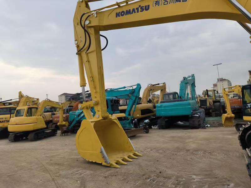 KOMATSU PC400-8 - Bager: slika KOMATSU PC400-8 - Bager KOMATSU PC400-8 - Bager: slika KOMATSU PC400-8 - Bager