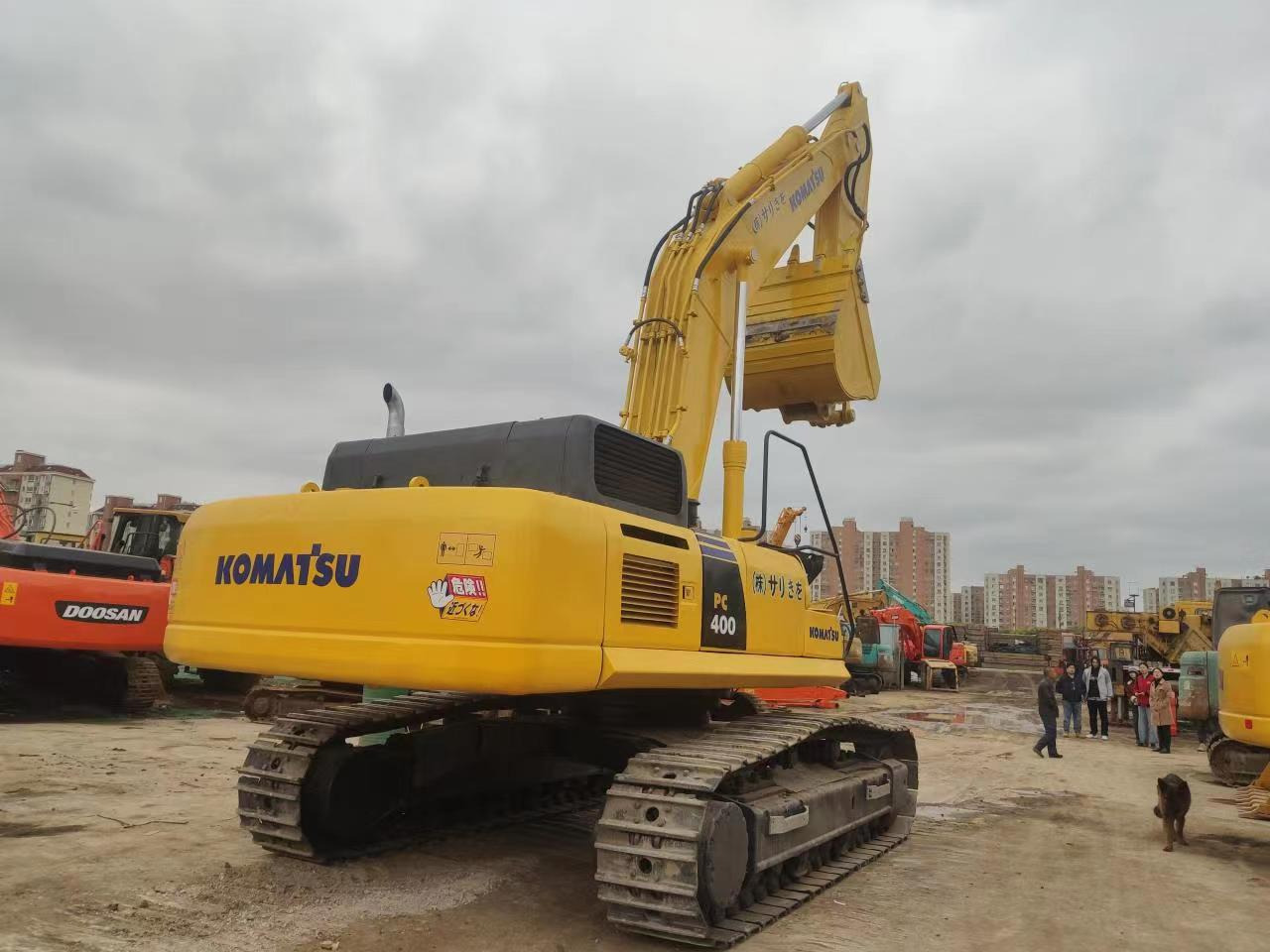 KOMATSU PC400-8 - Bager: slika KOMATSU PC400-8 - Bager KOMATSU PC400-8 - Bager: slika KOMATSU PC400-8 - Bager