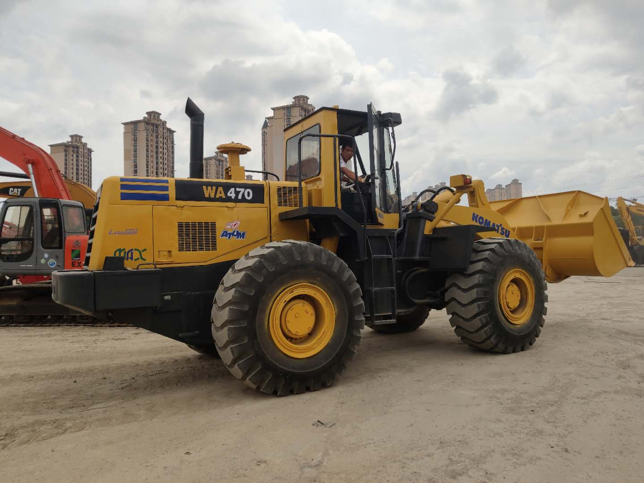 KOMATSU WA470-3 Wheel Loader Click for Discount - Utovarivač na kotačima: slika KOMATSU WA470-3 Wheel Loader Click for Discount - Utovarivač na kotačima KOMATSU WA470-3 Wheel Loader Click for Discount - Utovarivač na kotačima: slika KOMATSU WA470-3 Wheel Loader Click for Discount - Utovarivač na kotačima