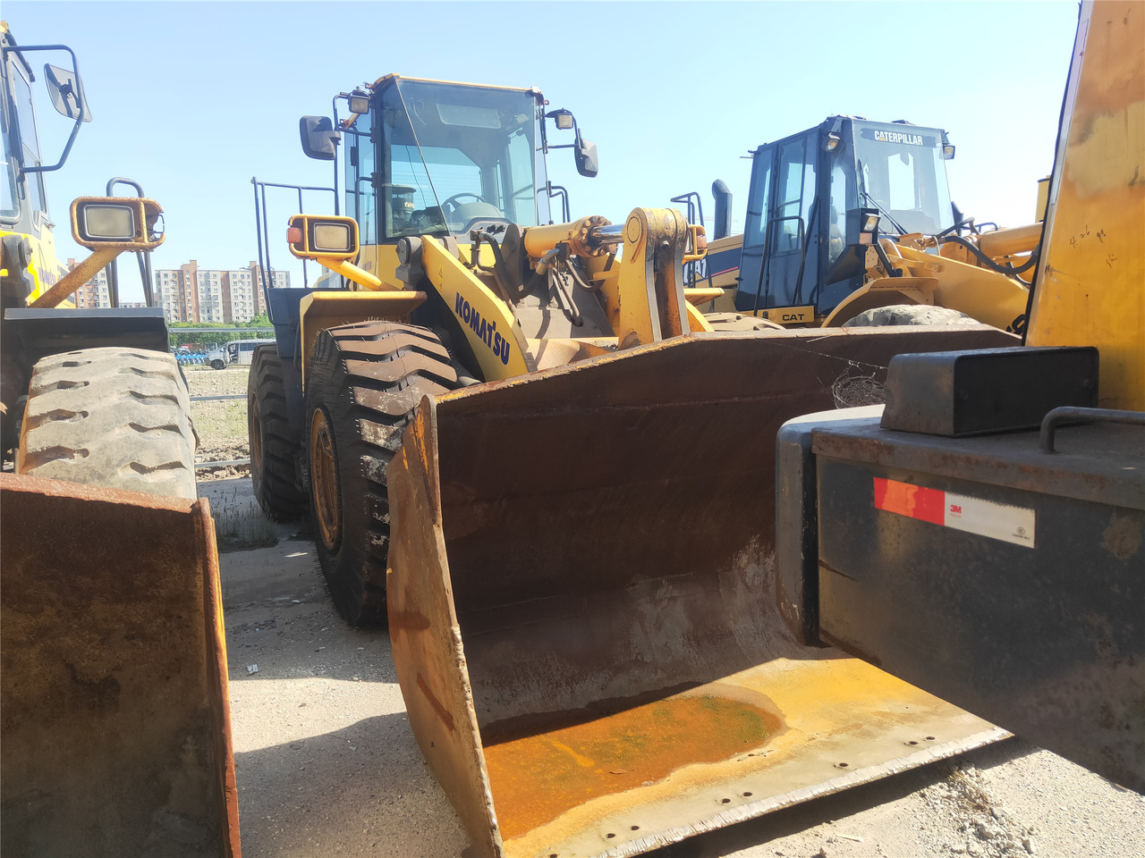 KOMATSU Wheel Loader 470-6 Click Here for Discount - Utovarivač na kotačima: slika KOMATSU Wheel Loader 470-6 Click Here for Discount - Utovarivač na kotačima KOMATSU Wheel Loader 470-6 Click Here for Discount - Utovarivač na kotačima: slika KOMATSU Wheel Loader 470-6 Click Here for Discount - Utovarivač na kotačima