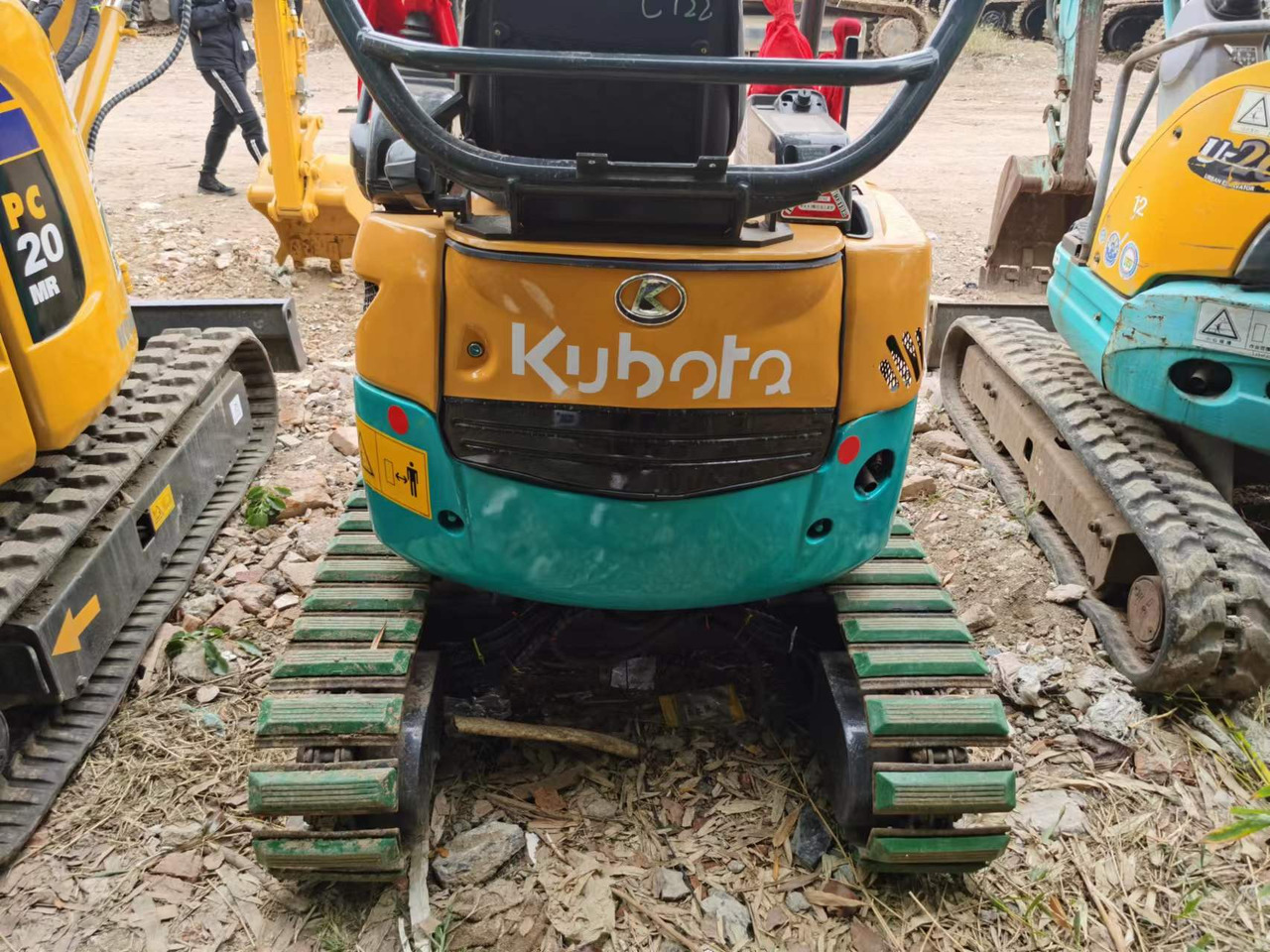 KUBOTA U15 - Mini bager: slika KUBOTA U15 - Mini bager KUBOTA U15 - Mini bager: slika KUBOTA U15 - Mini bager