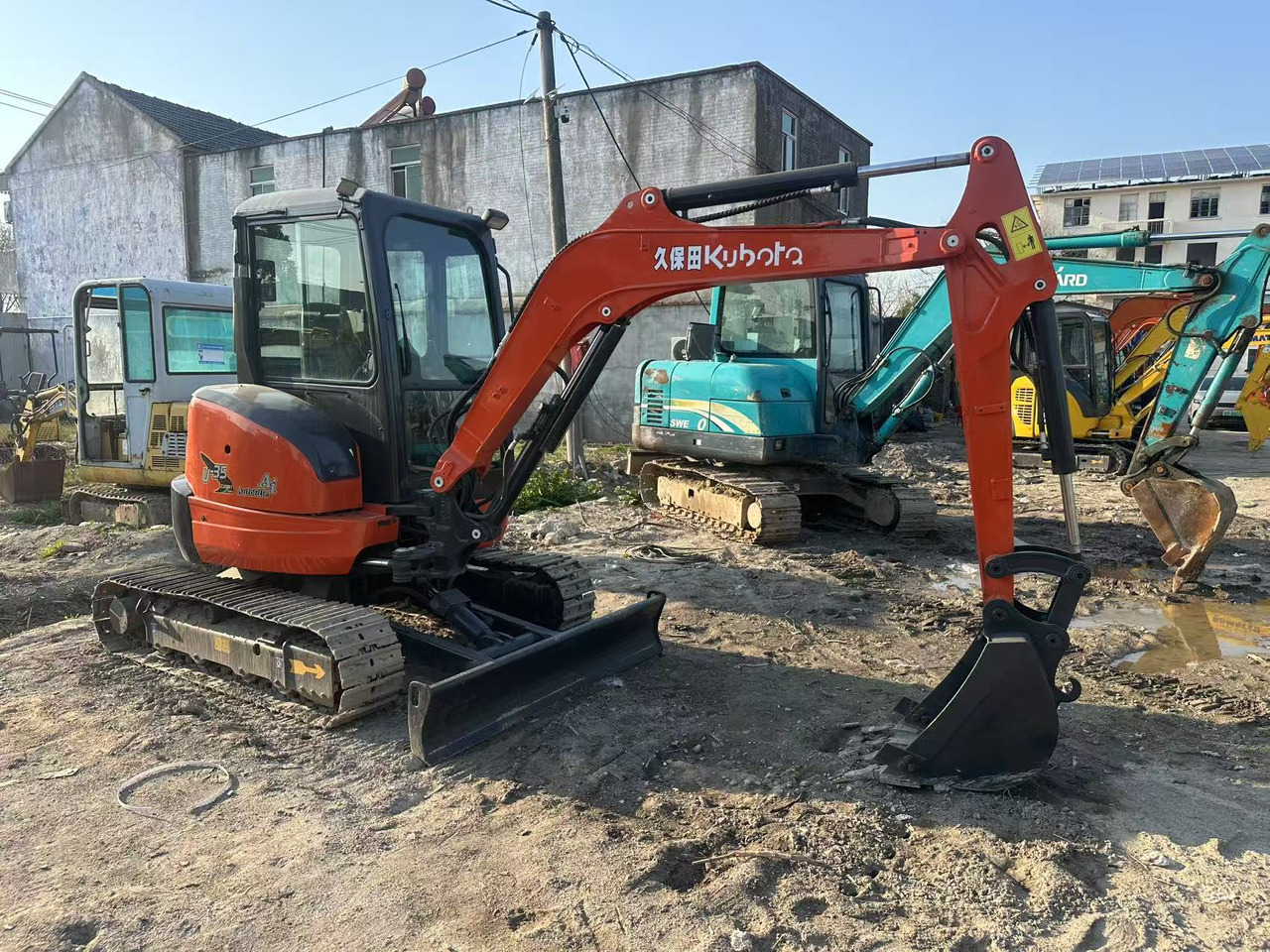 KUBOTA U55-4 - Bager gusjeničar: slika KUBOTA U55-4 - Bager gusjeničar KUBOTA U55-4 - Bager gusjeničar: slika KUBOTA U55-4 - Bager gusjeničar