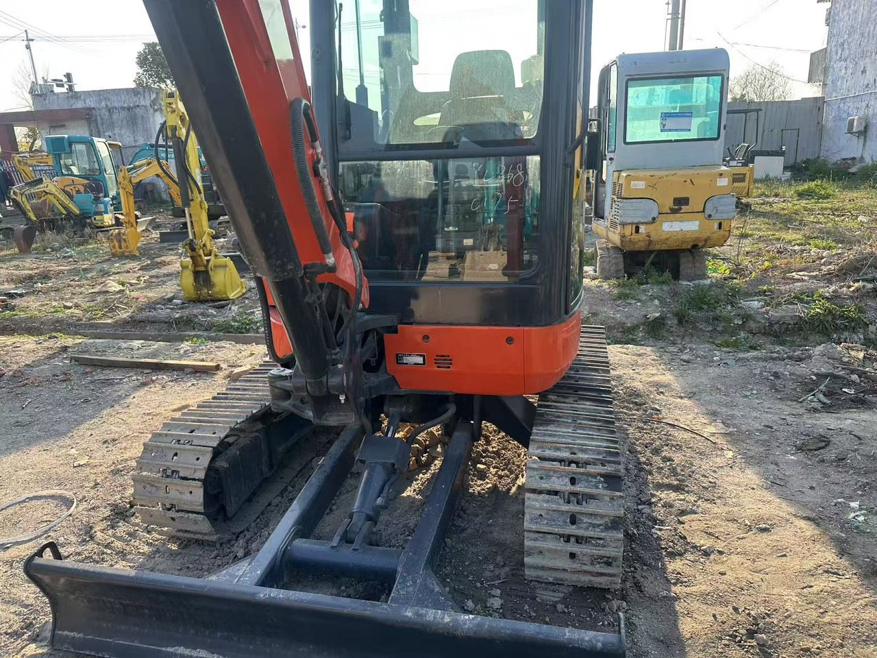 KUBOTA U55-4 - Bager gusjeničar: slika KUBOTA U55-4 - Bager gusjeničar KUBOTA U55-4 - Bager gusjeničar: slika KUBOTA U55-4 - Bager gusjeničar