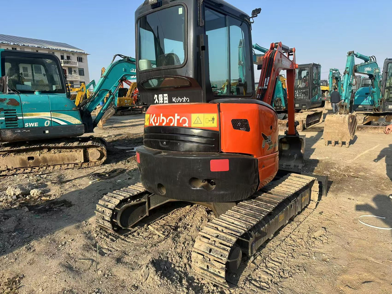 KUBOTA U55-4 - Bager gusjeničar: slika KUBOTA U55-4 - Bager gusjeničar KUBOTA U55-4 - Bager gusjeničar: slika KUBOTA U55-4 - Bager gusjeničar
