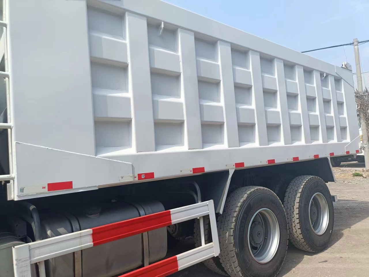 SINOTRUK HOWO 371 6X4 CLICK HERE FOR DISCOUNT - Kiper: slika SINOTRUK HOWO 371 6X4 CLICK HERE FOR DISCOUNT - Kiper SINOTRUK HOWO 371 6X4 CLICK HERE FOR DISCOUNT - Kiper: slika SINOTRUK HOWO 371 6X4 CLICK HERE FOR DISCOUNT - Kiper