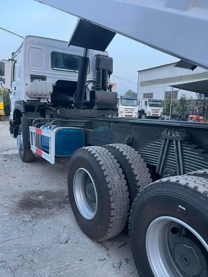 SINOTRUK HOWO 371 6X4 CLICK HERE FOR DISCOUNT - Kiper: slika SINOTRUK HOWO 371 6X4 CLICK HERE FOR DISCOUNT - Kiper SINOTRUK HOWO 371 6X4 CLICK HERE FOR DISCOUNT - Kiper: slika SINOTRUK HOWO 371 6X4 CLICK HERE FOR DISCOUNT - Kiper