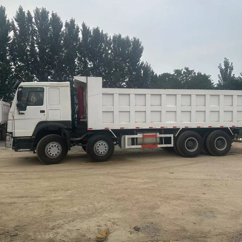 SINOTRUK HOWO 371 8X4 CLICK HERE FOR DISCOUNT - Kiper: slika SINOTRUK HOWO 371 8X4 CLICK HERE FOR DISCOUNT - Kiper SINOTRUK HOWO 371 8X4 CLICK HERE FOR DISCOUNT - Kiper: slika SINOTRUK HOWO 371 8X4 CLICK HERE FOR DISCOUNT - Kiper