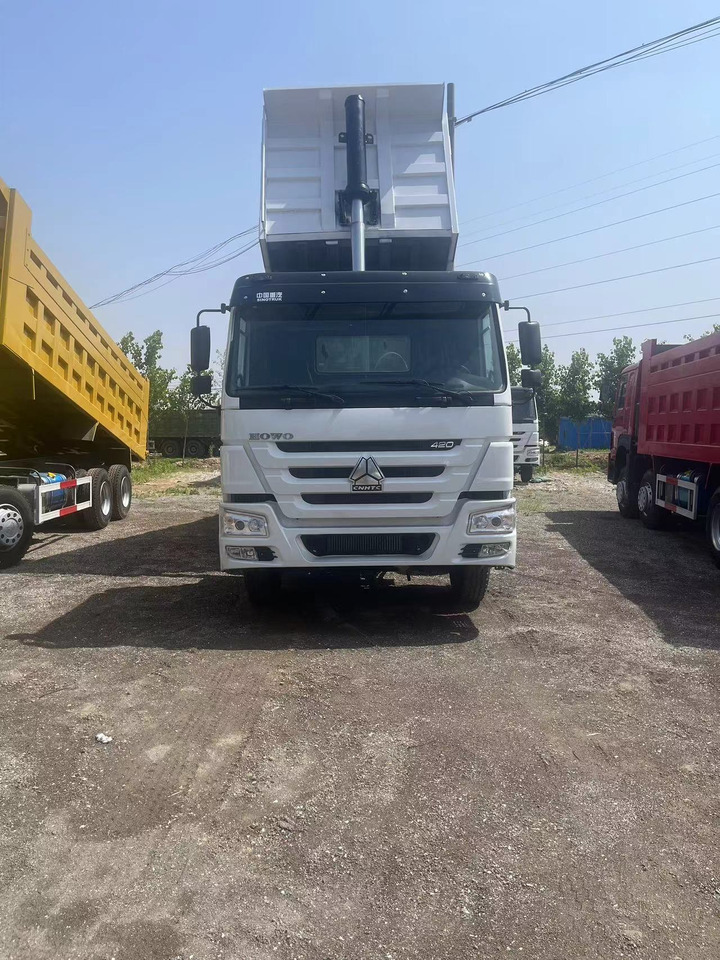 SINOTRUK HOWO 420 8X4 CLICK HERE FOR DISCOUNT - Kiper: slika SINOTRUK HOWO 420 8X4 CLICK HERE FOR DISCOUNT - Kiper SINOTRUK HOWO 420 8X4 CLICK HERE FOR DISCOUNT - Kiper: slika SINOTRUK HOWO 420 8X4 CLICK HERE FOR DISCOUNT - Kiper