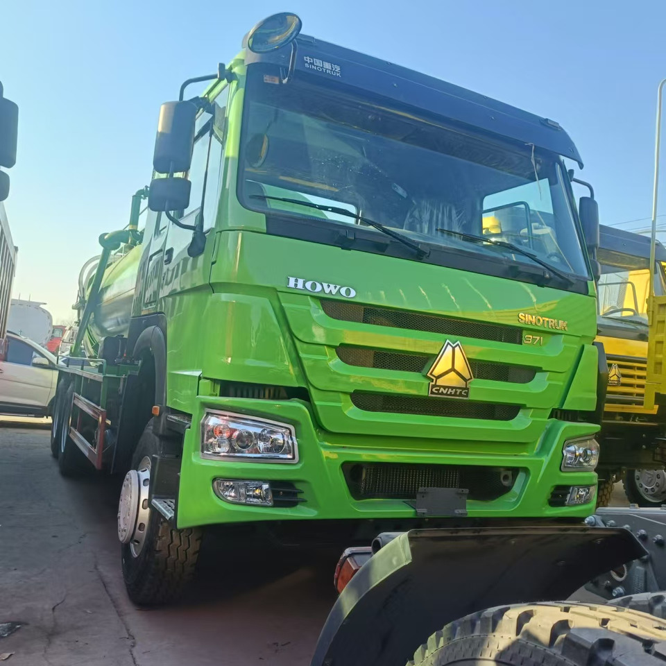 SINOTRUK HOWO Sewage Suction Truck 6*4 Click Here for Discount - Vakum kamion: slika SINOTRUK HOWO Sewage Suction Truck 6*4 Click Here for Discount - Vakum kamion SINOTRUK HOWO Sewage Suction Truck 6*4 Click Here for Discount - Vakum kamion: slika SINOTRUK HOWO Sewage Suction Truck 6*4 Click Here for Discount - Vakum kamion