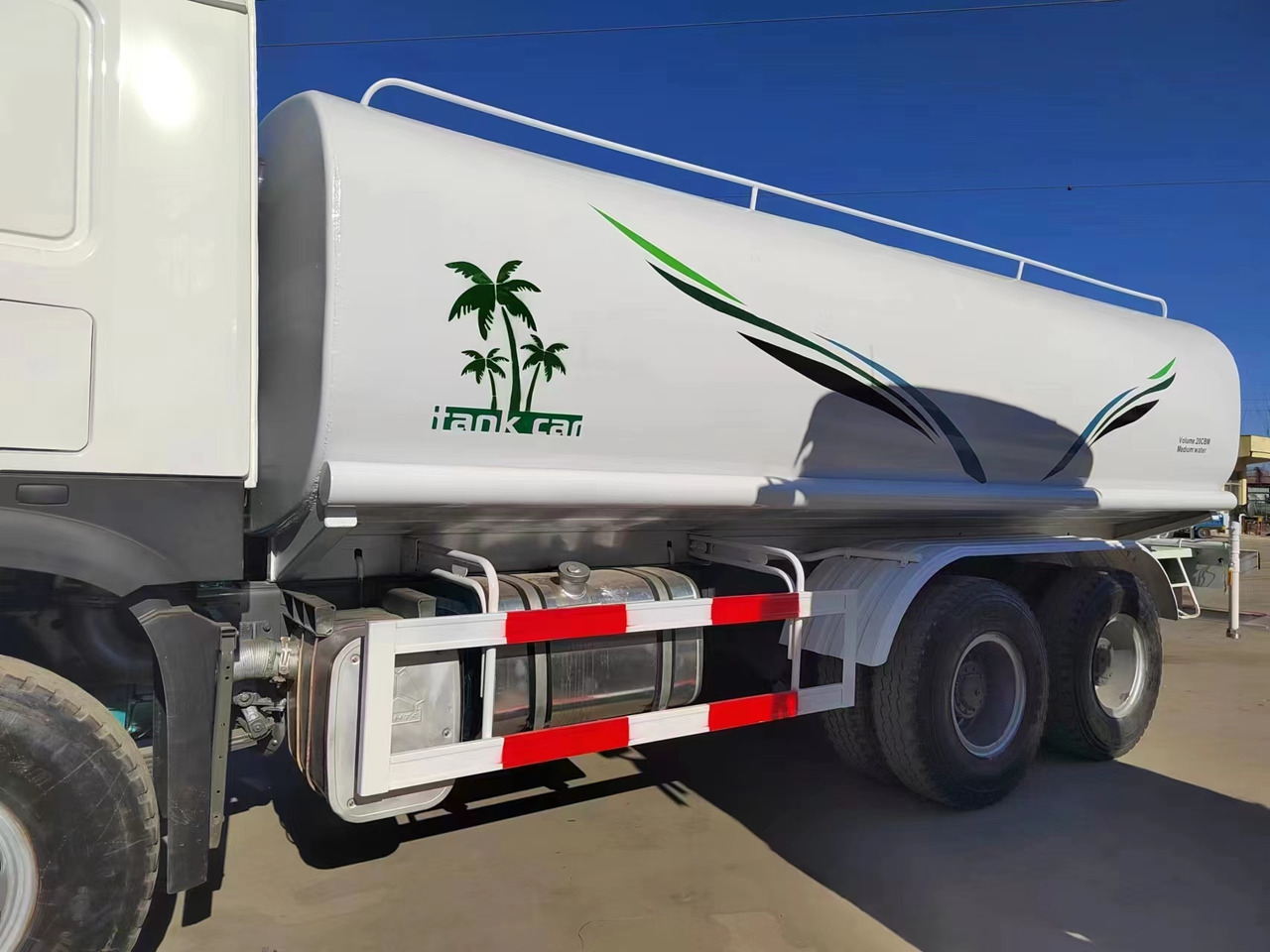SINOTRUK HOWO Water Tanker CLICK HERE FOR DISCOUNT - Kamion cisterna: slika SINOTRUK HOWO Water Tanker CLICK HERE FOR DISCOUNT - Kamion cisterna SINOTRUK HOWO Water Tanker CLICK HERE FOR DISCOUNT - Kamion cisterna: slika SINOTRUK HOWO Water Tanker CLICK HERE FOR DISCOUNT - Kamion cisterna