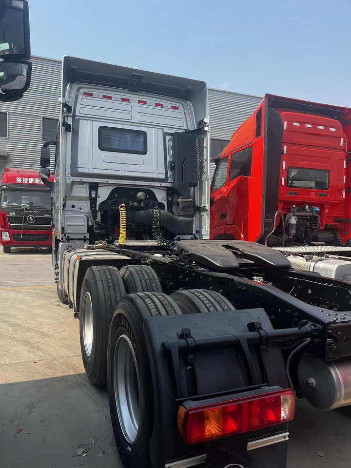 FOTON Auman Tractor Unit 6✖4 Automatic Good condition - Tegljač: slika FOTON Auman Tractor Unit 6✖4 Automatic Good condition - Tegljač FOTON Auman Tractor Unit 6✖4 Automatic Good condition - Tegljač: slika FOTON Auman Tractor Unit 6✖4 Automatic Good condition - Tegljač