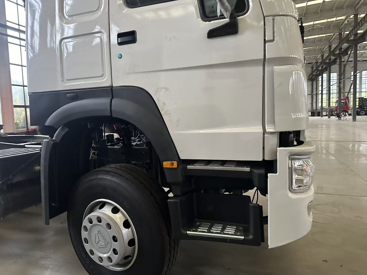 HOWO 371 Tractor Unit 6✖4 - Tegljač: slika HOWO 371 Tractor Unit 6✖4 - Tegljač HOWO 371 Tractor Unit 6✖4 - Tegljač: slika HOWO 371 Tractor Unit 6✖4 - Tegljač