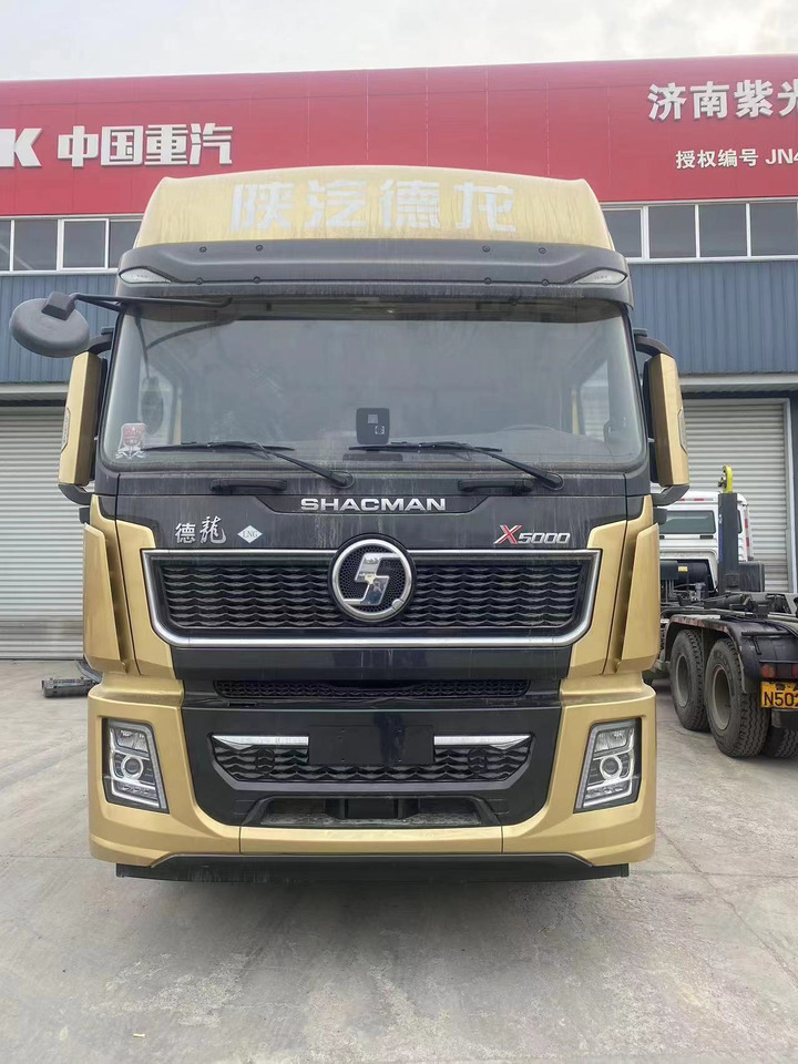 SINOTRUK Delong X5000 4X2 Atomatic Tractor Unit - Tegljač: slika SINOTRUK Delong X5000 4X2 Atomatic Tractor Unit - Tegljač SINOTRUK Delong X5000 4X2 Atomatic Tractor Unit - Tegljač: slika SINOTRUK Delong X5000 4X2 Atomatic Tractor Unit - Tegljač