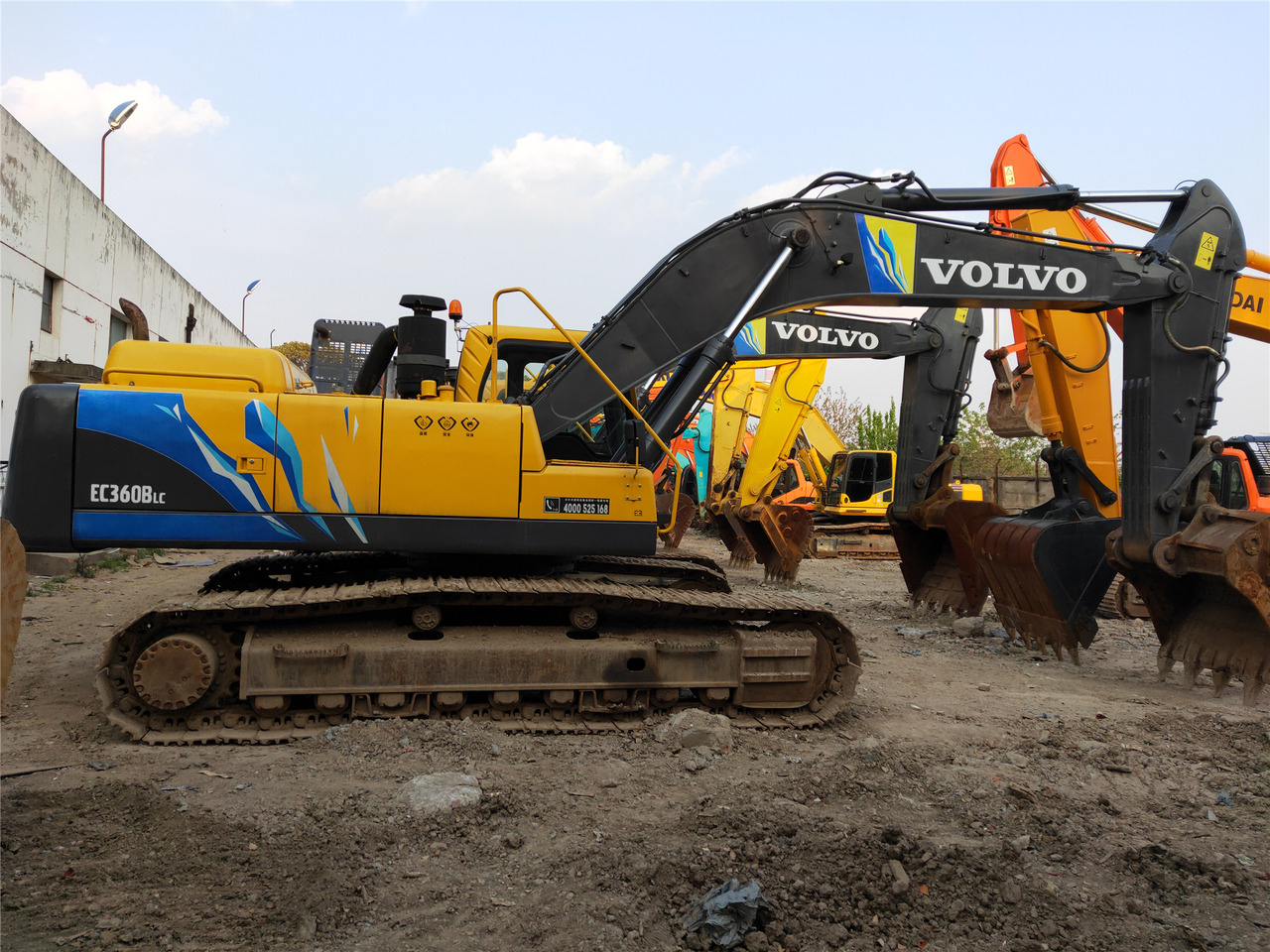 VOLVO Crawler Excavator EC360B - Bager gusjeničar: slika VOLVO Crawler Excavator EC360B - Bager gusjeničar VOLVO Crawler Excavator EC360B - Bager gusjeničar: slika VOLVO Crawler Excavator EC360B - Bager gusjeničar