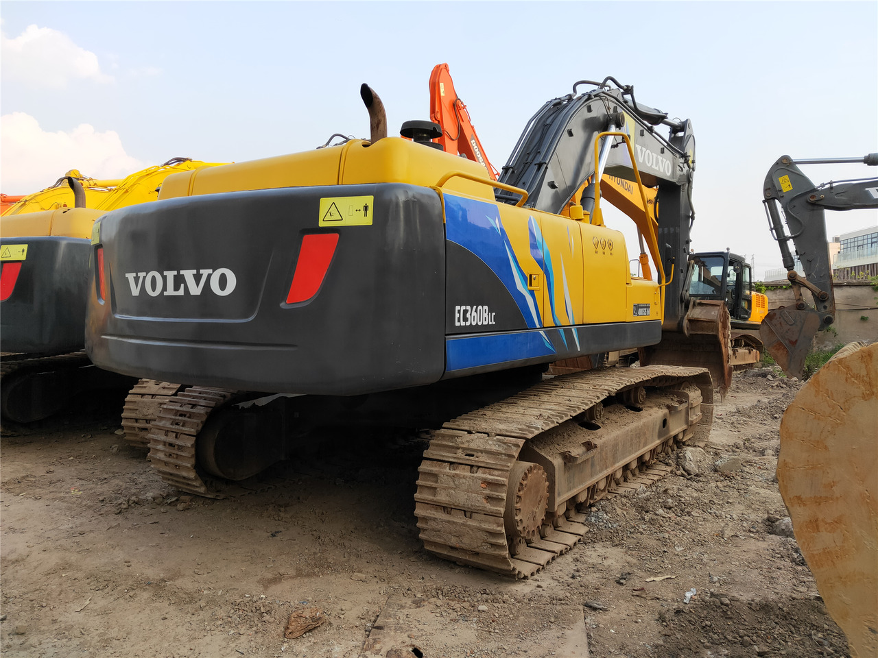 VOLVO Crawler Excavator EC360B - Bager gusjeničar: slika VOLVO Crawler Excavator EC360B - Bager gusjeničar VOLVO Crawler Excavator EC360B - Bager gusjeničar: slika VOLVO Crawler Excavator EC360B - Bager gusjeničar