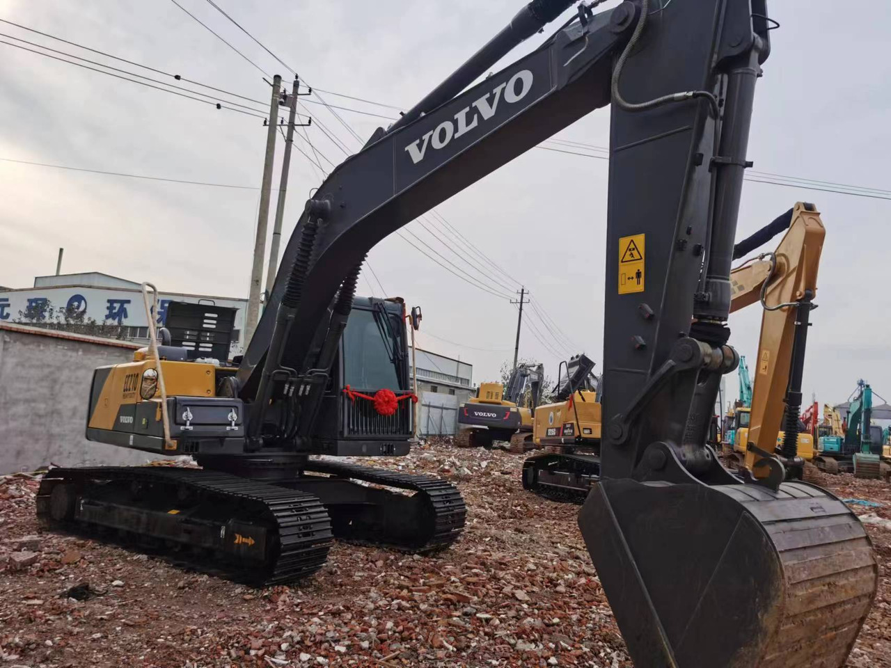VOLVO EC210 - Bager gusjeničar: slika VOLVO EC210 - Bager gusjeničar VOLVO EC210 - Bager gusjeničar: slika VOLVO EC210 - Bager gusjeničar