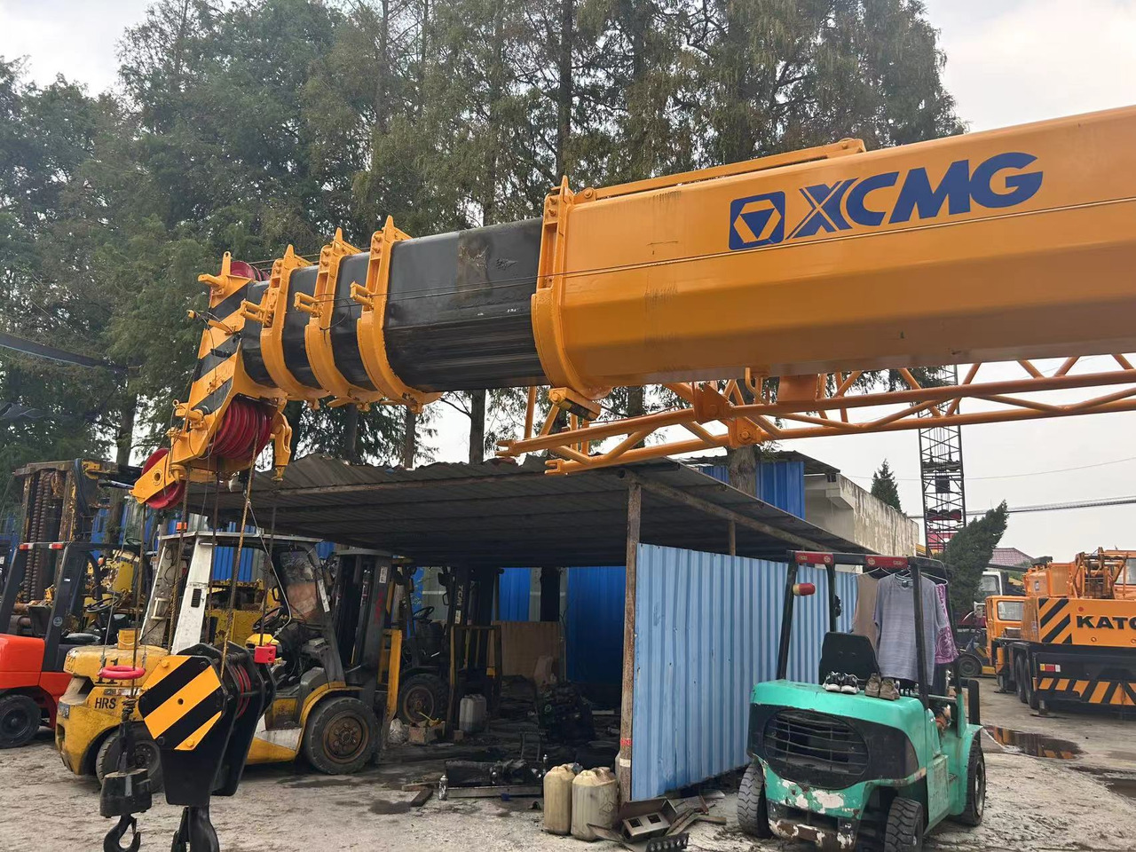 XCMG Crane QY25K - Dizalica: slika XCMG Crane QY25K - Dizalica XCMG Crane QY25K - Dizalica: slika XCMG Crane QY25K - Dizalica