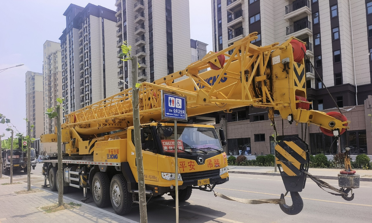 XCMG Crane QY75K - Dizalica: slika XCMG Crane QY75K - Dizalica XCMG Crane QY75K - Dizalica: slika XCMG Crane QY75K - Dizalica