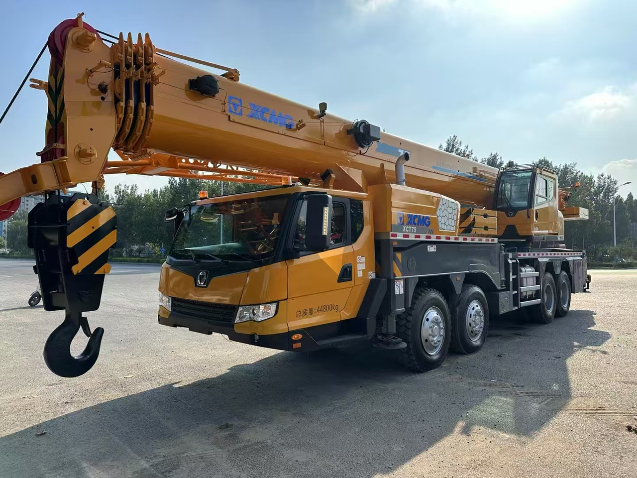 XCMG Crane XCT80 - Autodizalica za sve terene: slika XCMG Crane XCT80 - Autodizalica za sve terene XCMG Crane XCT80 - Autodizalica za sve terene: slika XCMG Crane XCT80 - Autodizalica za sve terene