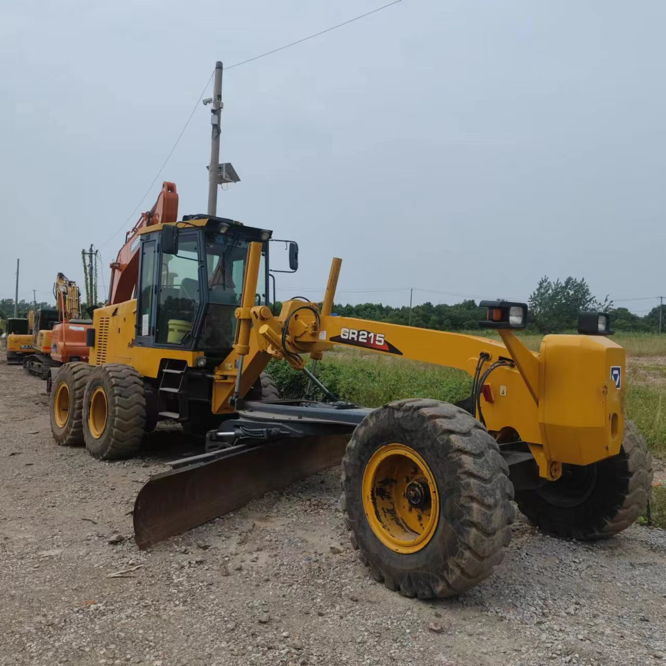 XCMG Grader GR215 - Grejder: slika XCMG Grader GR215 - Grejder XCMG Grader GR215 - Grejder: slika XCMG Grader GR215 - Grejder