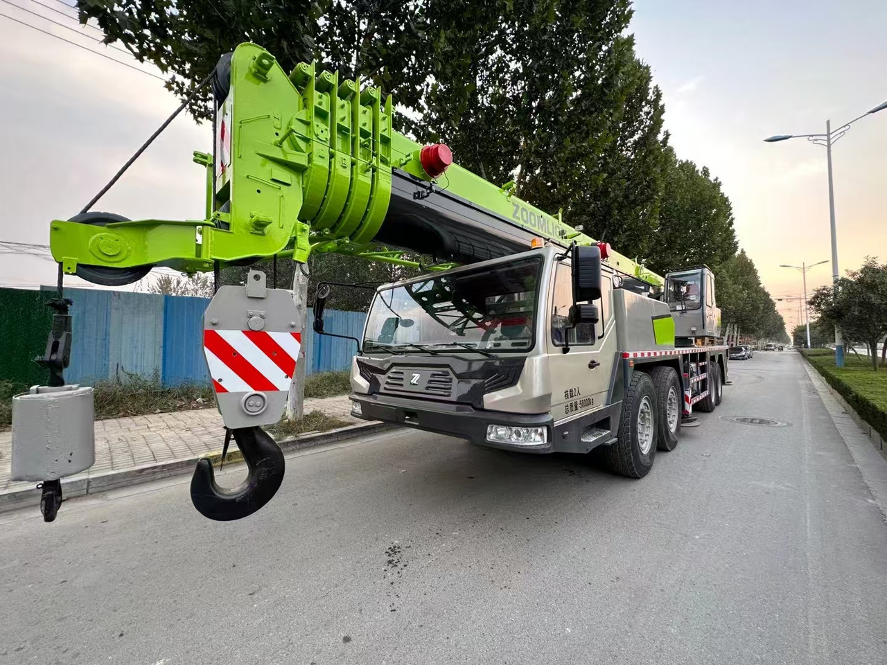 ZOOMLION Crane 80T Click Here for Discount - Autodizalica za sve terene: slika ZOOMLION Crane 80T Click Here for Discount - Autodizalica za sve terene ZOOMLION Crane 80T Click Here for Discount - Autodizalica za sve terene: slika ZOOMLION Crane 80T Click Here for Discount - Autodizalica za sve terene