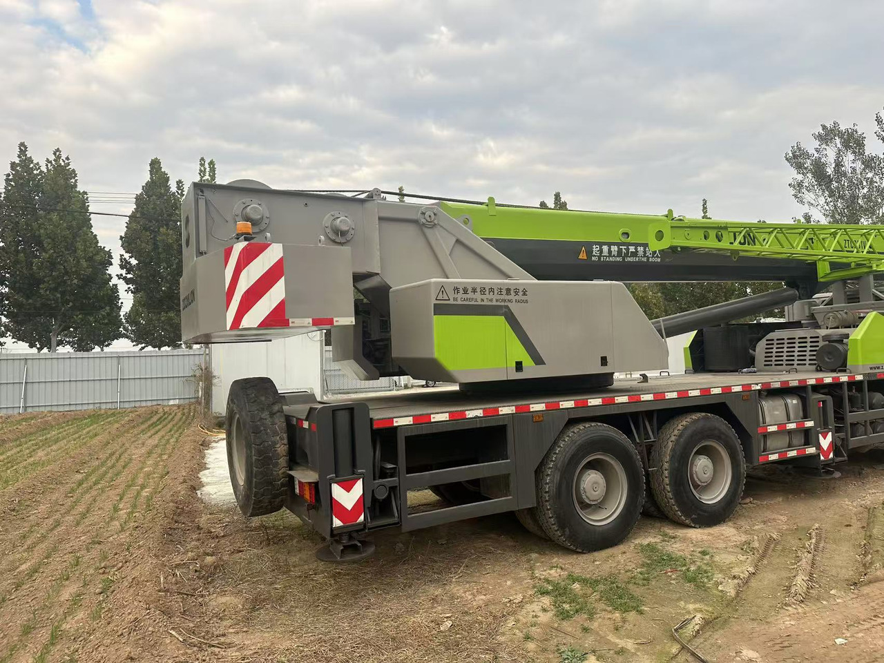ZOOMLION Crane ZTC251V 25Ton - Autodizalica za sve terene: slika ZOOMLION Crane ZTC251V 25Ton - Autodizalica za sve terene ZOOMLION Crane ZTC251V 25Ton - Autodizalica za sve terene: slika ZOOMLION Crane ZTC251V 25Ton - Autodizalica za sve terene