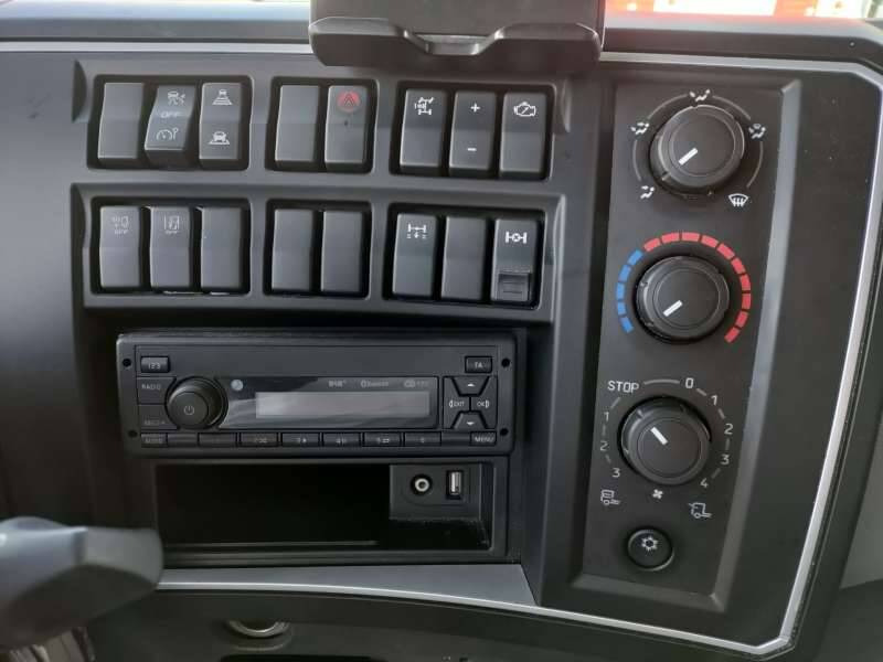 Kamion s otvorenim sandukom, Prikolica s niskim utovarivačem Camion Porteur 16 TONNES 320 CV CAMION REMORQUE: slika Kamion s otvorenim sandukom, Prikolica s niskim utovarivačem Camion Porteur 16 TONNES 320 CV CAMION REMORQUE Kamion s otvorenim sandukom, Prikolica s niskim utovarivačem Camion Porteur 16 TONNES 320 CV CAMION REMORQUE: slika Kamion s otvorenim sandukom, Prikolica s niskim utovarivačem Camion Porteur 16 TONNES 320 CV CAMION REMORQUE