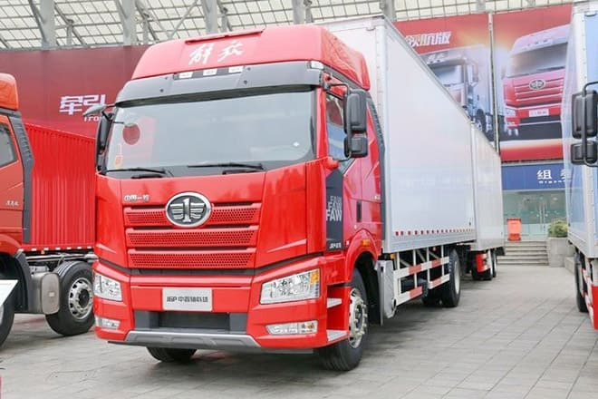 FAW Faw J6P Box Truck 4X2 for Sale in Sierra Leone - Kamion sandučar: slika FAW Faw J6P Box Truck 4X2 for Sale in Sierra Leone - Kamion sandučar FAW Faw J6P Box Truck 4X2 for Sale in Sierra Leone - Kamion sandučar: slika FAW Faw J6P Box Truck 4X2 for Sale in Sierra Leone - Kamion sandučar