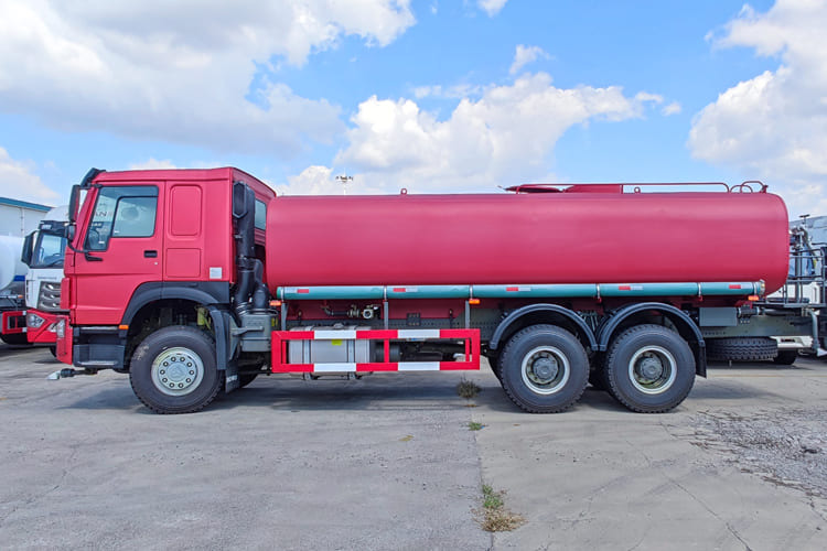 Howo Howo Water Truck for Sale in Nigeria - Kamion cisterna: slika Howo Howo Water Truck for Sale in Nigeria - Kamion cisterna Howo Howo Water Truck for Sale in Nigeria - Kamion cisterna: slika Howo Howo Water Truck for Sale in Nigeria - Kamion cisterna