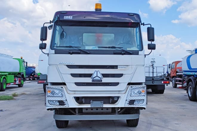 SINOTRUK Howo 8x4 Tipper Truck for Sale in Guinea - Kiper: slika SINOTRUK Howo 8x4 Tipper Truck for Sale in Guinea - Kiper SINOTRUK Howo 8x4 Tipper Truck for Sale in Guinea - Kiper: slika SINOTRUK Howo 8x4 Tipper Truck for Sale in Guinea - Kiper