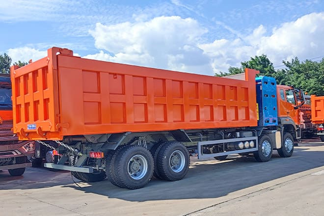SINOTRUK Sinotruk Howo 8x4 Tipper Trucks for Sale in Ghana - Kiper: slika SINOTRUK Sinotruk Howo 8x4 Tipper Trucks for Sale in Ghana - Kiper SINOTRUK Sinotruk Howo 8x4 Tipper Trucks for Sale in Ghana - Kiper: slika SINOTRUK Sinotruk Howo 8x4 Tipper Trucks for Sale in Ghana - Kiper