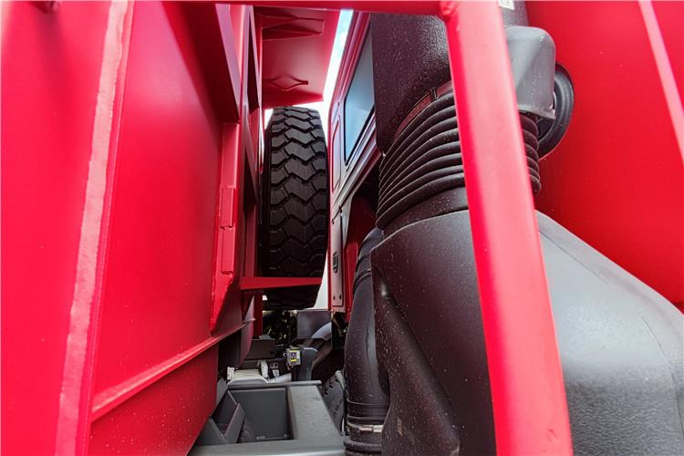 SINOTRUK Used Howo 340 Tipper Truck 6x4 for Sale Price In Senegal - Kiper: slika SINOTRUK Used Howo 340 Tipper Truck 6x4 for Sale Price In Senegal - Kiper SINOTRUK Used Howo 340 Tipper Truck 6x4 for Sale Price In Senegal - Kiper: slika SINOTRUK Used Howo 340 Tipper Truck 6x4 for Sale Price In Senegal - Kiper