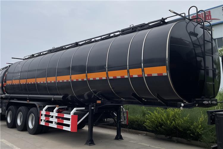 TITAN 3 Axle 38000 Litres Oil Tanker Trailer Price for Sale In Ghana - Poluprikolica cisterna: slika TITAN 3 Axle 38000 Litres Oil Tanker Trailer Price for Sale In Ghana - Poluprikolica cisterna TITAN 3 Axle 38000 Litres Oil Tanker Trailer Price for Sale In Ghana - Poluprikolica cisterna: slika TITAN 3 Axle 38000 Litres Oil Tanker Trailer Price for Sale In Ghana - Poluprikolica cisterna