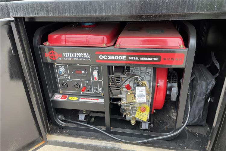 TITAN 3 Axle 38000 Litres Oil Tanker Trailer Price for Sale In Ghana - Poluprikolica cisterna: slika TITAN 3 Axle 38000 Litres Oil Tanker Trailer Price for Sale In Ghana - Poluprikolica cisterna TITAN 3 Axle 38000 Litres Oil Tanker Trailer Price for Sale In Ghana - Poluprikolica cisterna: slika TITAN 3 Axle 38000 Litres Oil Tanker Trailer Price for Sale In Ghana - Poluprikolica cisterna