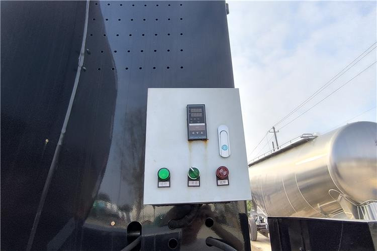 TITAN 3 Axle Asphalt Tank Semi Trailer for Sale In Nigeria - Poluprikolica cisterna: slika TITAN 3 Axle Asphalt Tank Semi Trailer for Sale In Nigeria - Poluprikolica cisterna TITAN 3 Axle Asphalt Tank Semi Trailer for Sale In Nigeria - Poluprikolica cisterna: slika TITAN 3 Axle Asphalt Tank Semi Trailer for Sale In Nigeria - Poluprikolica cisterna
