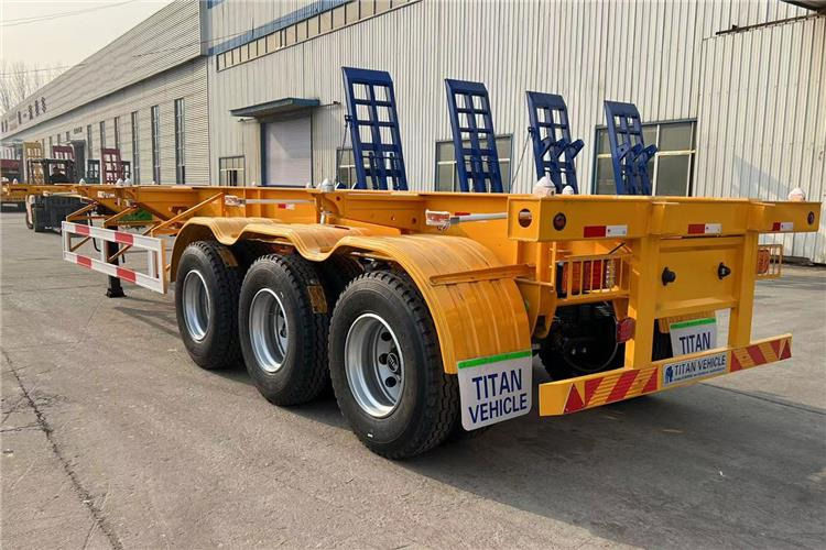 TITAN 3 Axle Container Skeletal Trailer with Air Suspension for Sale In Aruba - Poluprikolica-šasija: slika TITAN 3 Axle Container Skeletal Trailer with Air Suspension for Sale In Aruba - Poluprikolica-šasija TITAN 3 Axle Container Skeletal Trailer with Air Suspension for Sale In Aruba - Poluprikolica-šasija: slika TITAN 3 Axle Container Skeletal Trailer with Air Suspension for Sale In Aruba - Poluprikolica-šasija