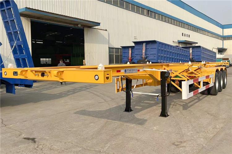 TITAN 3 Axle Container Skeletal Trailer with Air Suspension for Sale In Aruba - Poluprikolica-šasija: slika TITAN 3 Axle Container Skeletal Trailer with Air Suspension for Sale In Aruba - Poluprikolica-šasija TITAN 3 Axle Container Skeletal Trailer with Air Suspension for Sale In Aruba - Poluprikolica-šasija: slika TITAN 3 Axle Container Skeletal Trailer with Air Suspension for Sale In Aruba - Poluprikolica-šasija