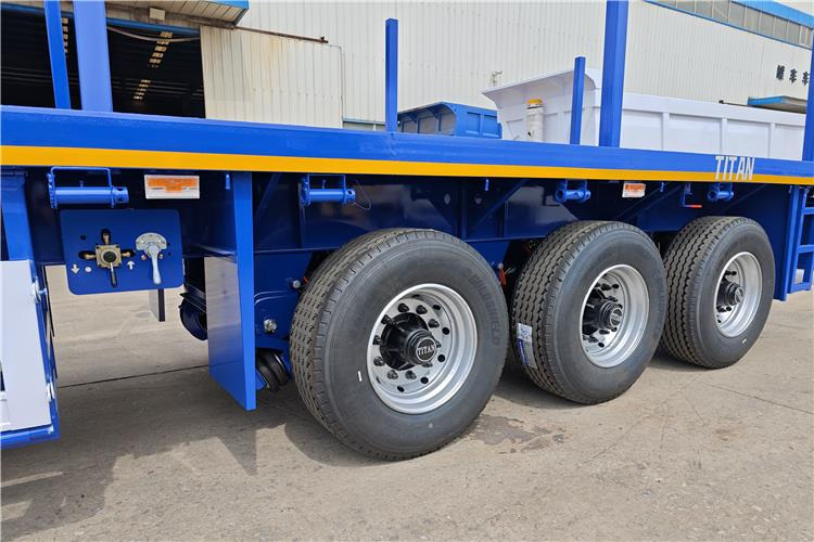 TITAN Tri Axle 40 foot Semi Truck Flatbed Trailer In Sierra Leone - Poluprikolica-šasija: slika TITAN Tri Axle 40 foot Semi Truck Flatbed Trailer In Sierra Leone - Poluprikolica-šasija TITAN Tri Axle 40 foot Semi Truck Flatbed Trailer In Sierra Leone - Poluprikolica-šasija: slika TITAN Tri Axle 40 foot Semi Truck Flatbed Trailer In Sierra Leone - Poluprikolica-šasija