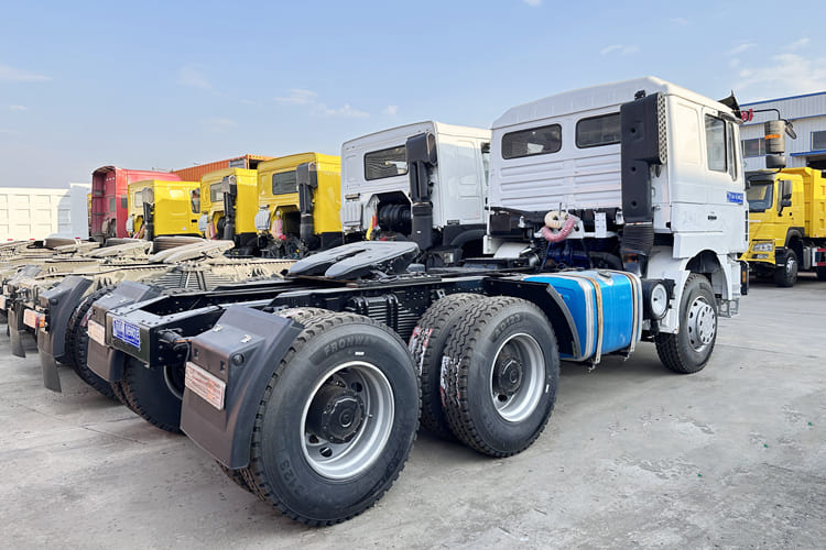 SHACMAN F3000 Shacman Truck Tractor for Sale in Nigeria - Tegljač: slika SHACMAN F3000 Shacman Truck Tractor for Sale in Nigeria - Tegljač SHACMAN F3000 Shacman Truck Tractor for Sale in Nigeria - Tegljač: slika SHACMAN F3000 Shacman Truck Tractor for Sale in Nigeria - Tegljač