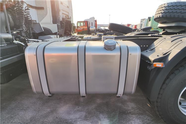 Novi Tegljač SINOTRUK Sitrak T7H 430HP Truck Head Price for Sale In Zimbabwe Harare: slika Novi Tegljač SINOTRUK Sitrak T7H 430HP Truck Head Price for Sale In Zimbabwe Harare