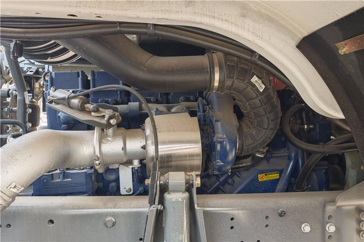 Sinotruk Used Howo 400 HP Truck Head for Sale In Congo - Tegljač: slika Sinotruk Used Howo 400 HP Truck Head for Sale In Congo - Tegljač Sinotruk Used Howo 400 HP Truck Head for Sale In Congo - Tegljač: slika Sinotruk Used Howo 400 HP Truck Head for Sale In Congo - Tegljač