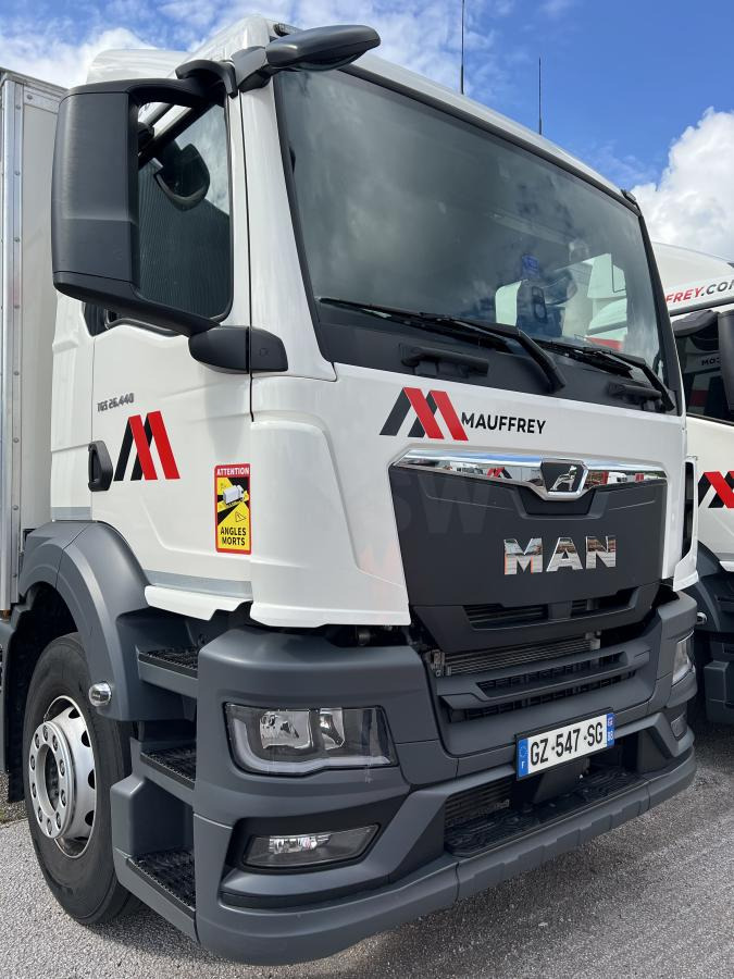 MAN TGS 26.440 - Kamion sandučar: slika MAN TGS 26.440 - Kamion sandučar MAN TGS 26.440 - Kamion sandučar: slika MAN TGS 26.440 - Kamion sandučar