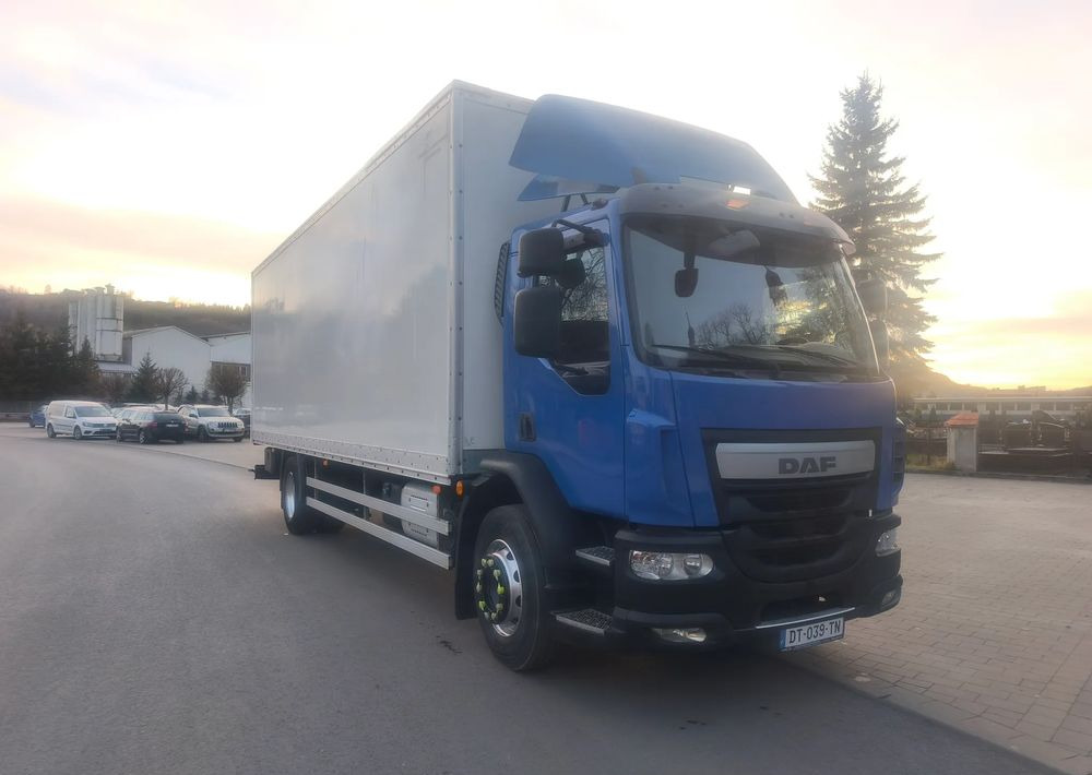 DAF LF 18.320 Kontener 20 palet - Kamion sandučar: slika DAF LF 18.320 Kontener 20 palet - Kamion sandučar DAF LF 18.320 Kontener 20 palet - Kamion sandučar: slika DAF LF 18.320 Kontener 20 palet - Kamion sandučar