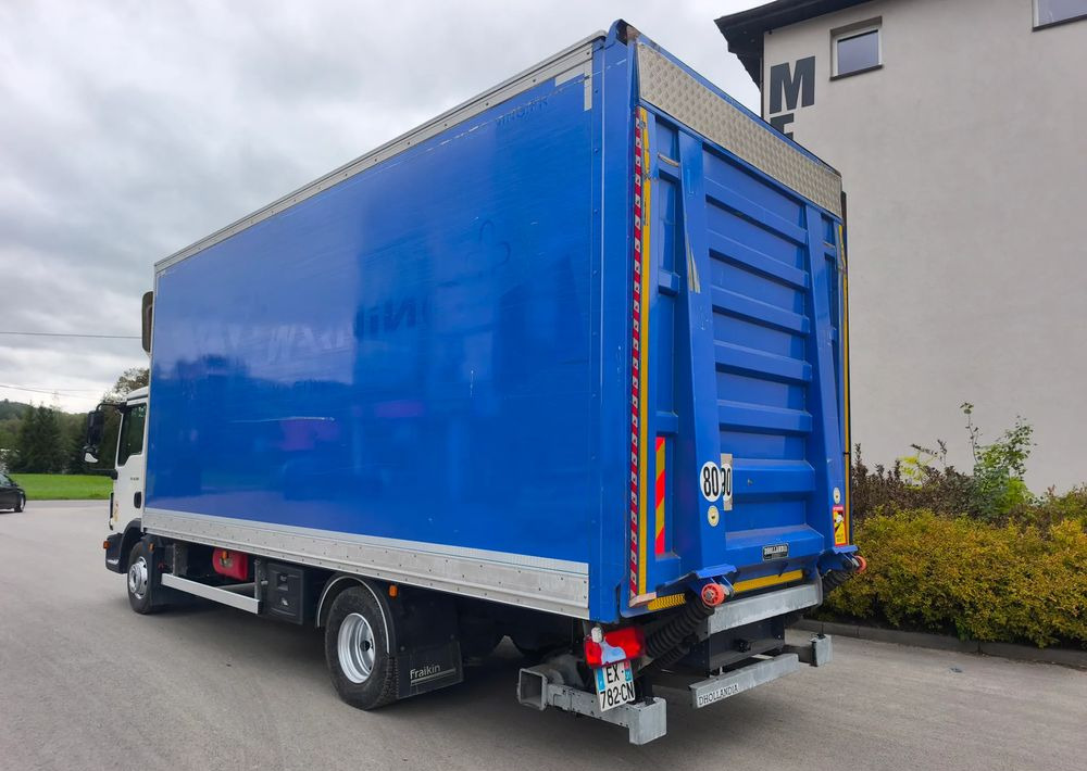 MAN TGL 12.250 kontener 6,2 , winda - Kamion sandučar: slika MAN TGL 12.250 kontener 6,2 , winda - Kamion sandučar MAN TGL 12.250 kontener 6,2 , winda - Kamion sandučar: slika MAN TGL 12.250 kontener 6,2 , winda - Kamion sandučar